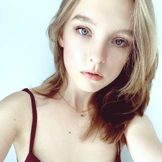 Profilbild von LilyRayOfficial971
