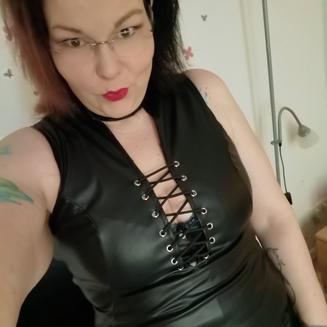 Profilbild von Curvy_Carina